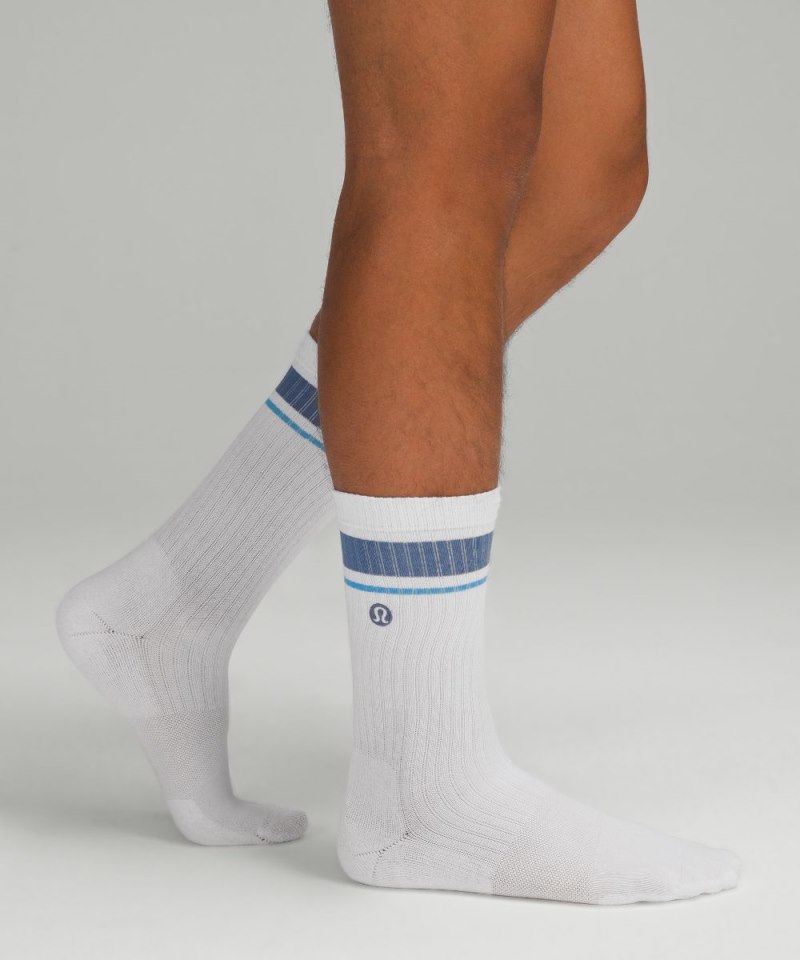 Lululemon Men's Daily Stride Ribbed Comfort Crew Socks *Stripe White / Oasis Blue / Kayak Blue Online Outlet Sale